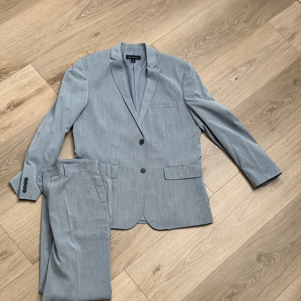 Men’s INC International Concepts Light Gray Suit Set